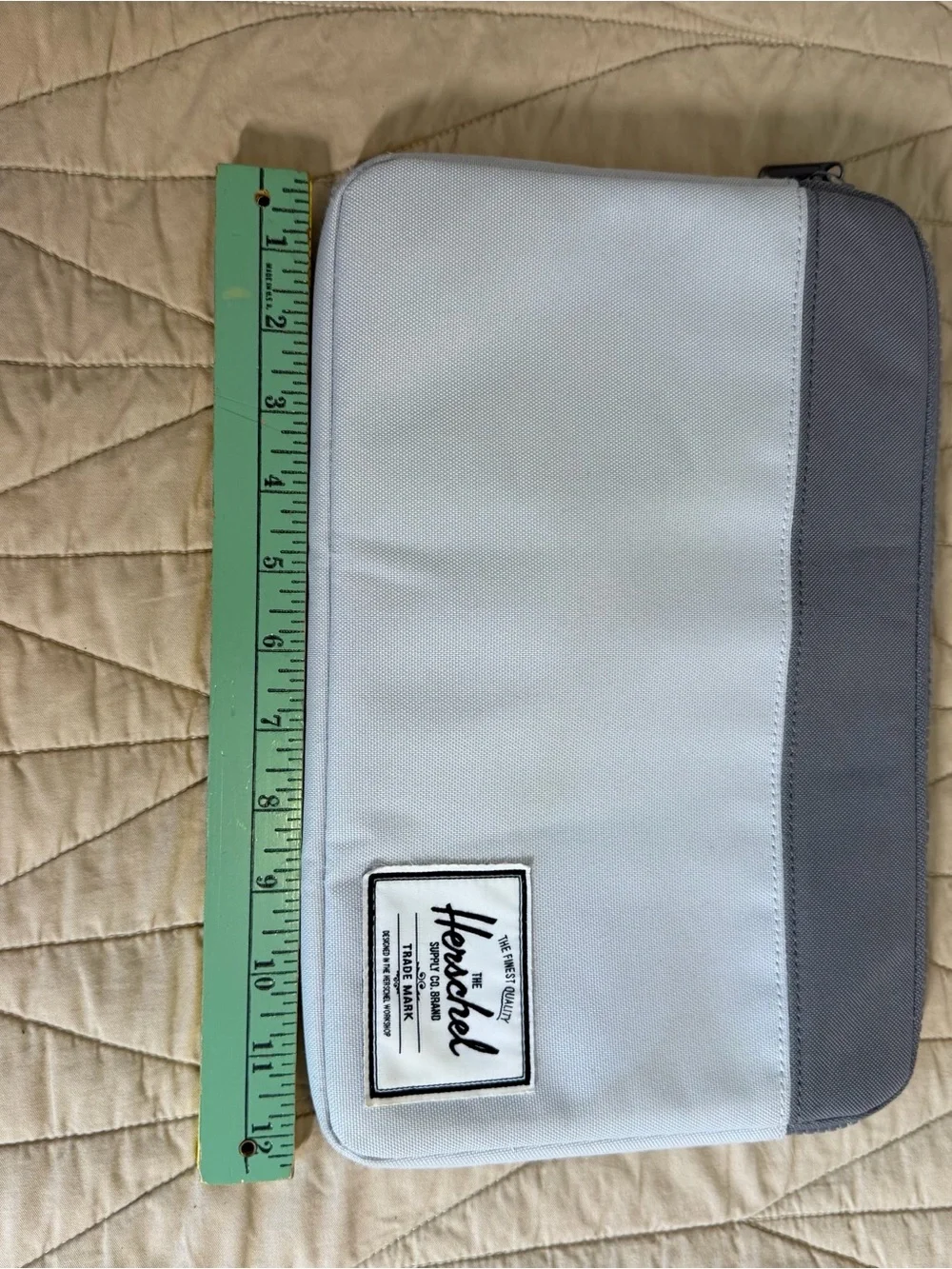 Herschel Grey Red Stripe Padded Zippered Laptop Tablet Sleeve Case 12